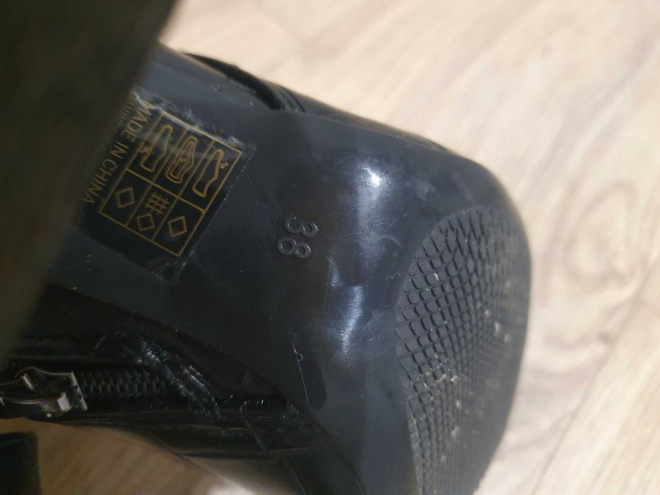 Buty damskie jesienno-wiosenne 38