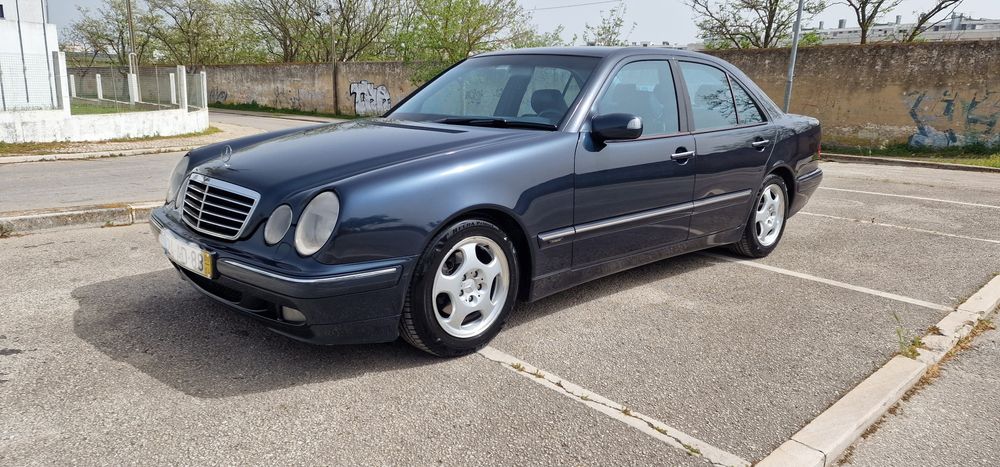 Mercedes E220 CDi Avantgard