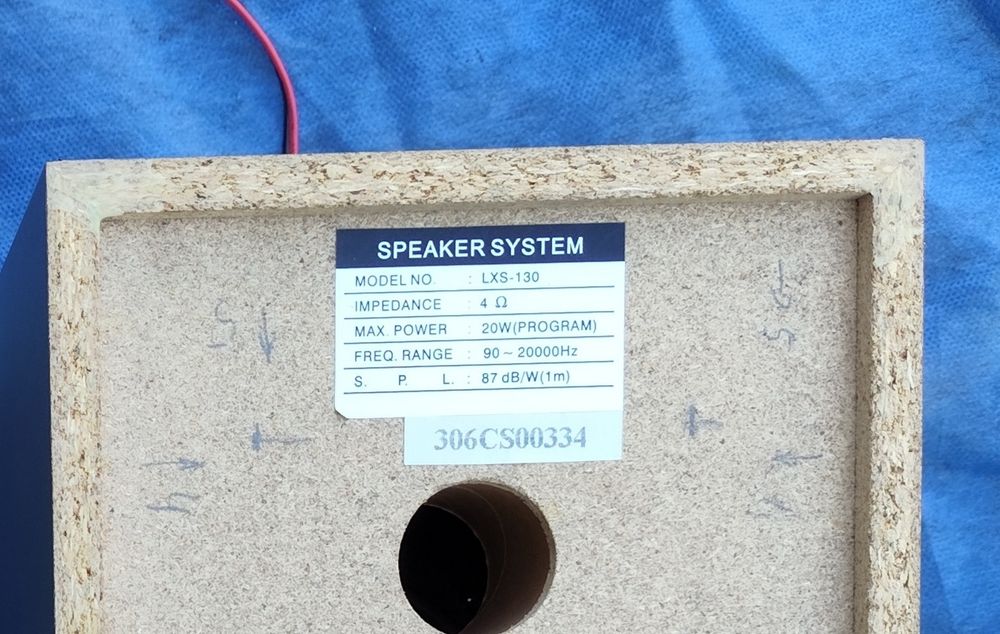 Kolumny 4 Ohm 20 W od wieży.