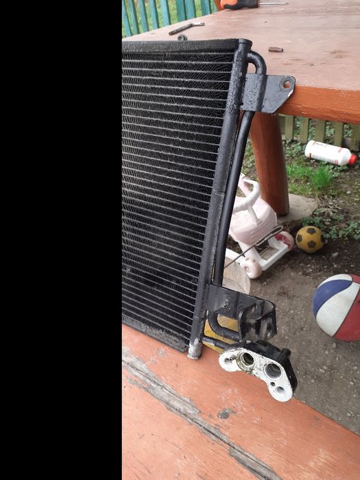 Радіатор кондиціонера гольф 5 хетбек