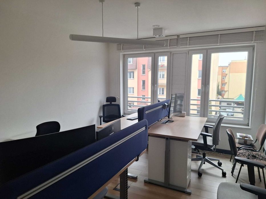 lokal biurowy 143 m2 umeblowany