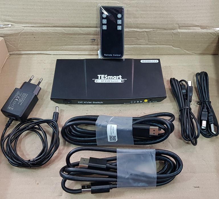 Перемикач комп'ютера  TESmart PKS0201A10