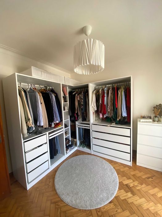 Recheio Total Casa - Sofá, 6x Cadeiras SKLUM, Cama+Colchão, Máq. Lavar Loiça, Closet (Ler Descrição)