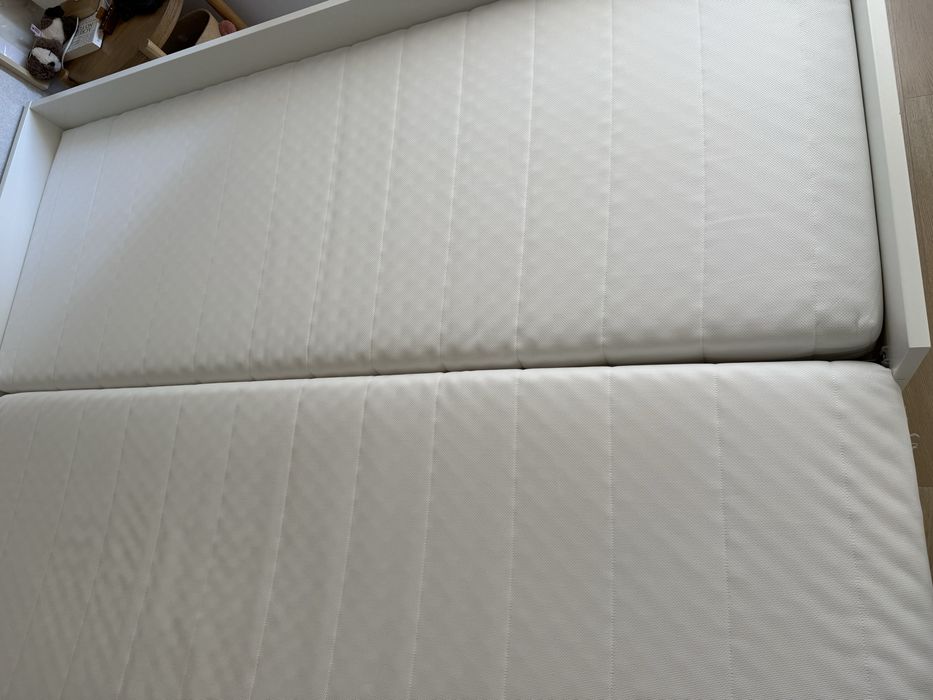 Cama Brimnes  + 2 Colchões IKEA