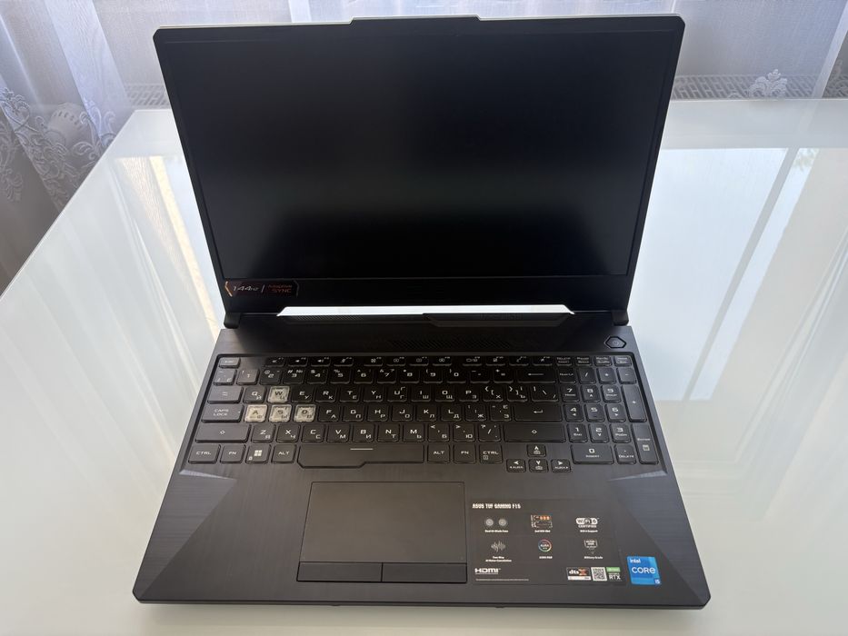 Asus TUF Gaming i5-11400H RTX 3060 16GB 512GB SSD 144Hz
