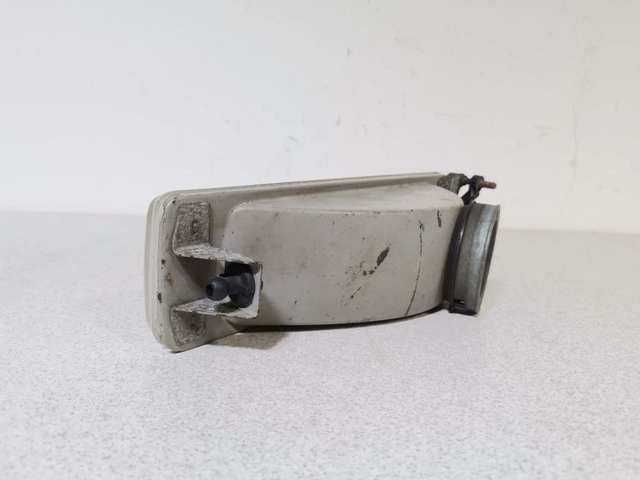 halogen lampa przeciwmgielna prawa opel senator b 87-93 301132042 hella