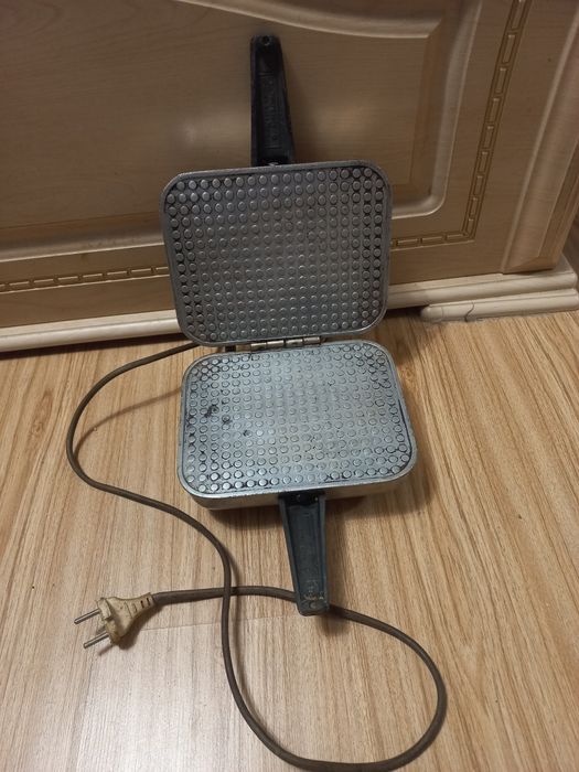 Вафельниця рефлектор