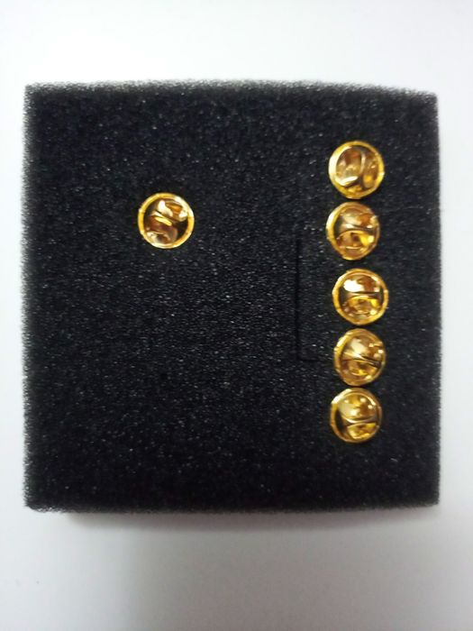 Pin Combadge Star Trek e 5 pips de hierarquia