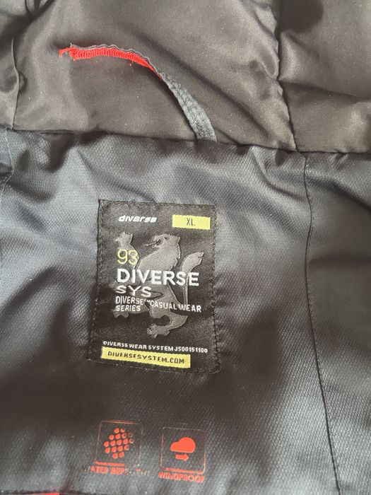 Męska kurtka zimowa Diverse XL czarna pikowana z kapturem (Water Repellent / Windproof)