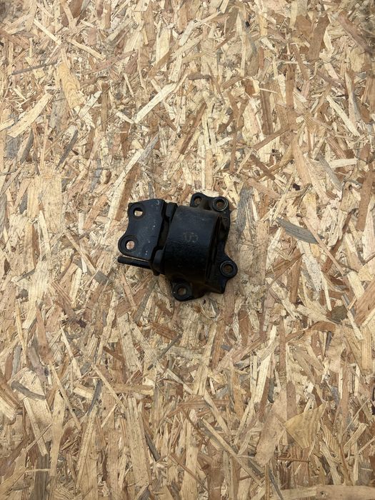 218302B400 Подушка (опора) двигателя левая Hyundai Santa Fe 2.2