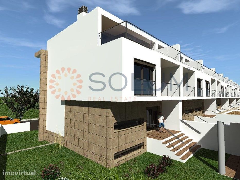 Lote de gaveto para moradia - Sarilhos Grandes