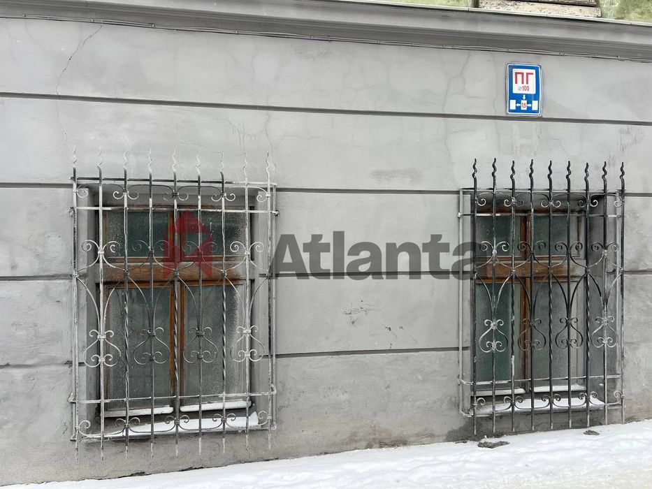 Продаж фасадного комерційного приміщення у ближньому центрі Львова