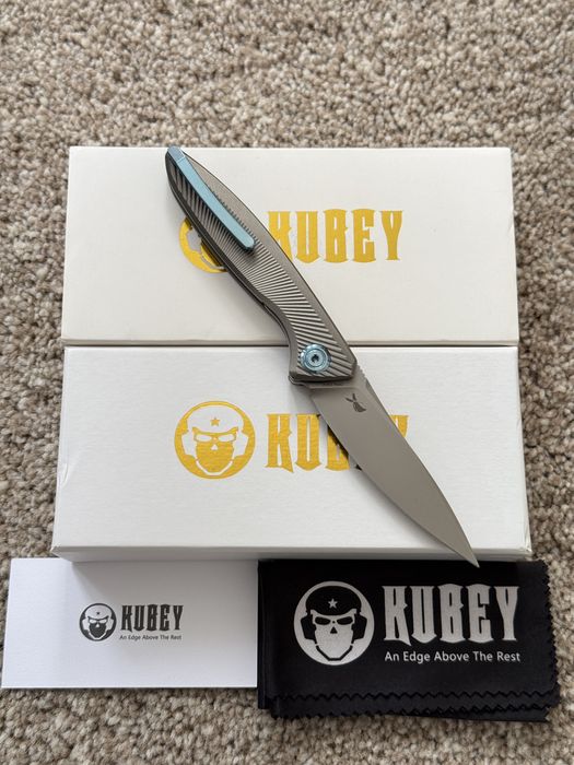 Kubey Pike Liner Lock Gray CPM-20CV Titanium Sand Blasted 6AL4V