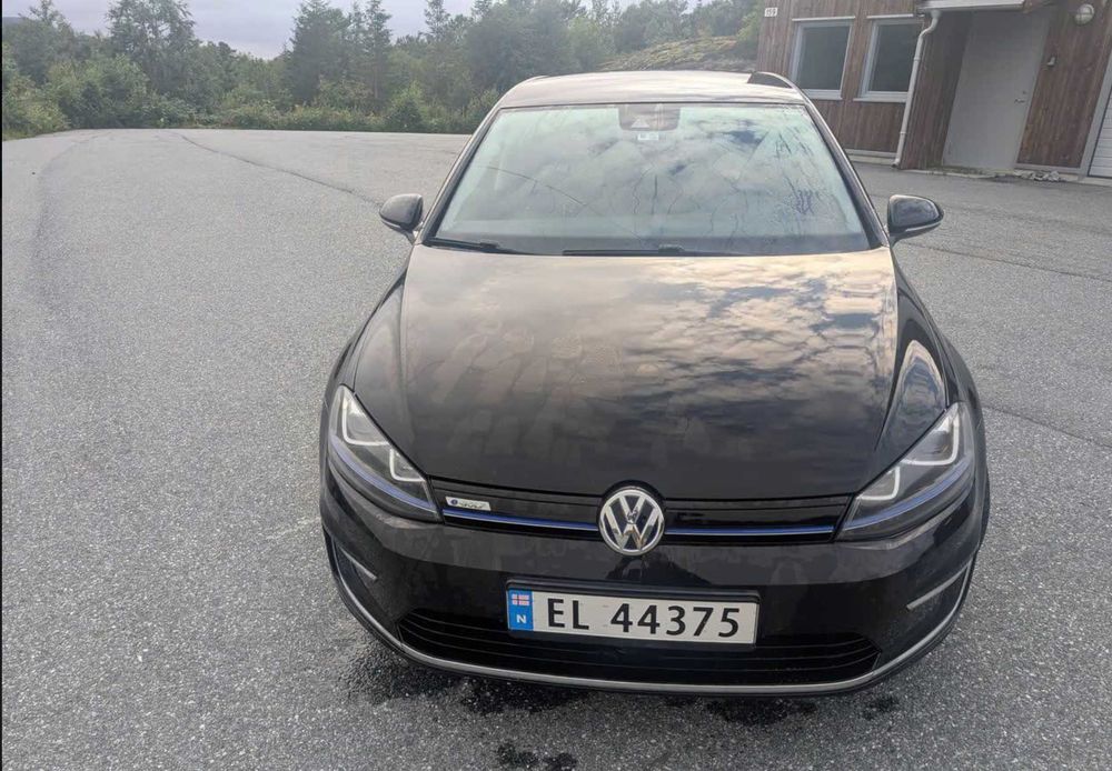 Volkswagen E-golf 2015 24квт з Норвегії під ключ/малий пробіг/без ДТП