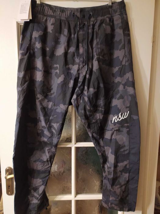 Spodnie Nike rozmiar XL nowe z metką stan idealny