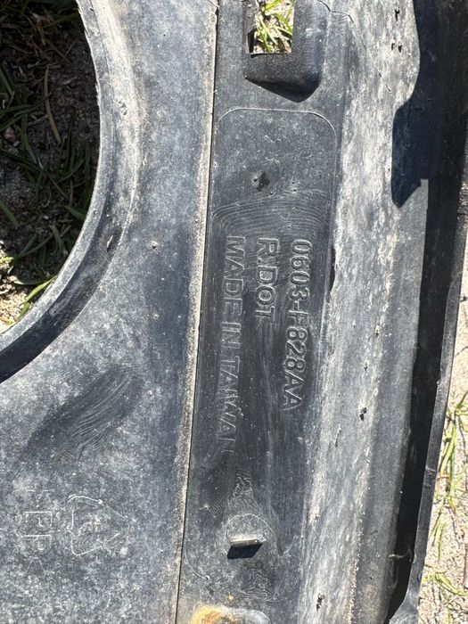 Dokladla zderzaka , spoiler , dyfuzor , ford mustang