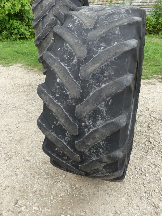 Opony 650/65 R38