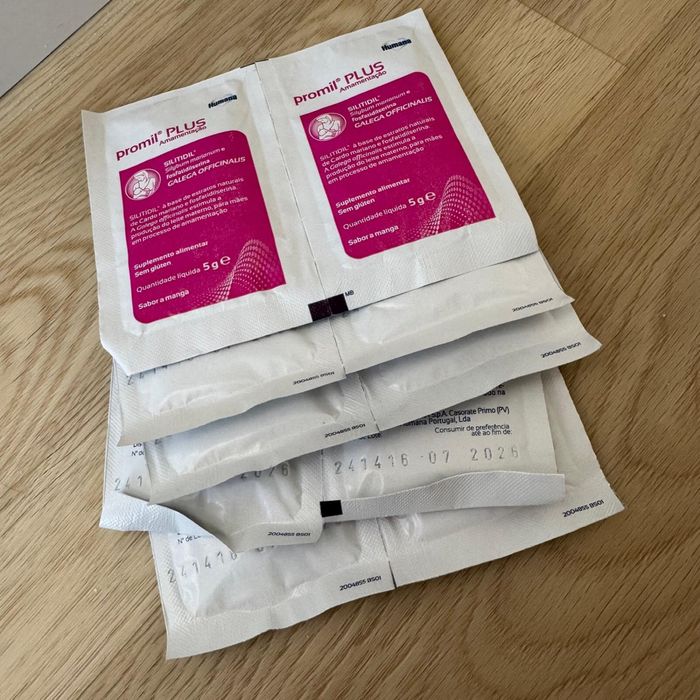 Kit Amamentação com Bomba, acessórios, cremes, discos protetores, etc