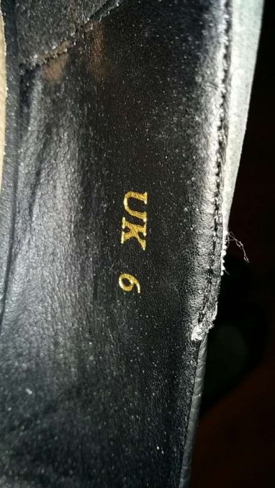 Czarne orginalne szpilki