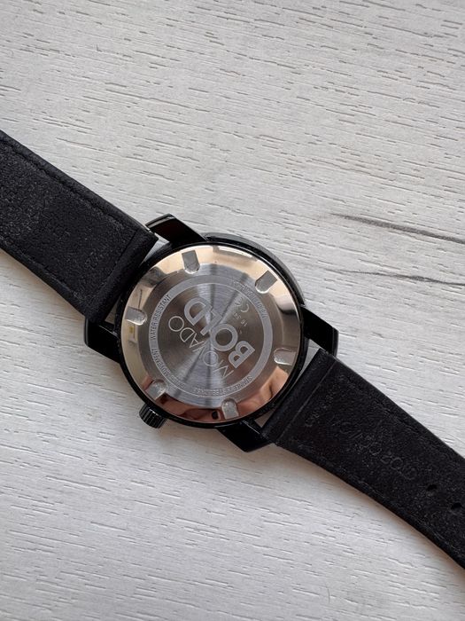 Movado Bold 42mm Blue Dial Quartz Black Leather Strap Men's Wristwatch