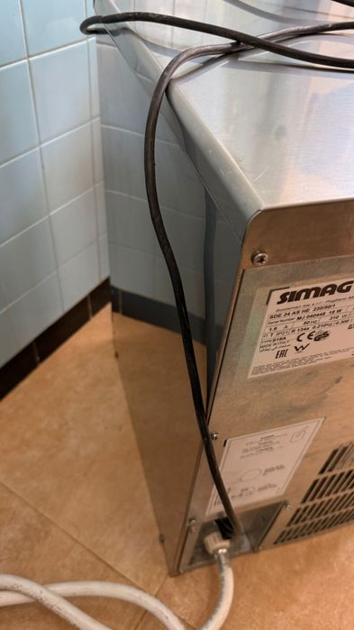 Máquina de gelo Simag 24k