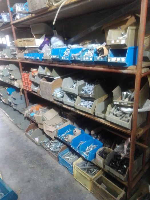 Parafusos todo o tipo ao kg