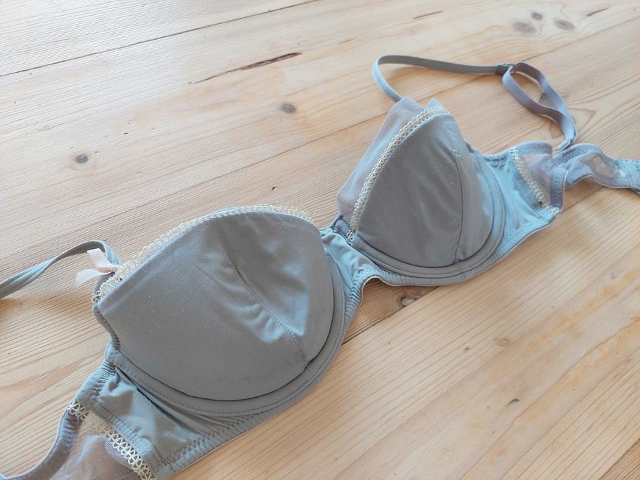 miękki biustonosz fikuśny szary elegancki