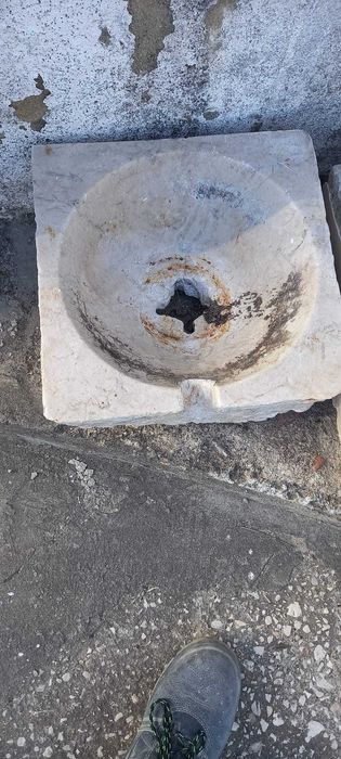 Pias Usadas em Pedra