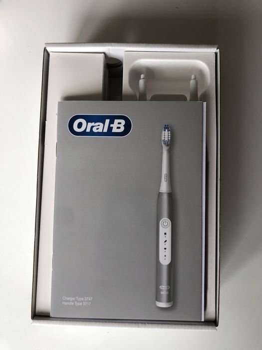 Szczoteczki soniczne Oral B pulsonic slimluxe 4900 - nowe, 2 lata gwarancji!