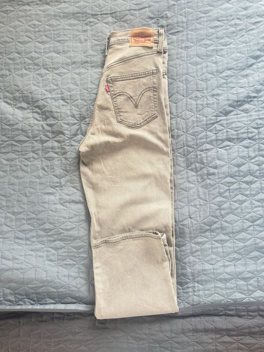Джинси жіночі Levis сірі розмір 27 Ribcage straight ankle