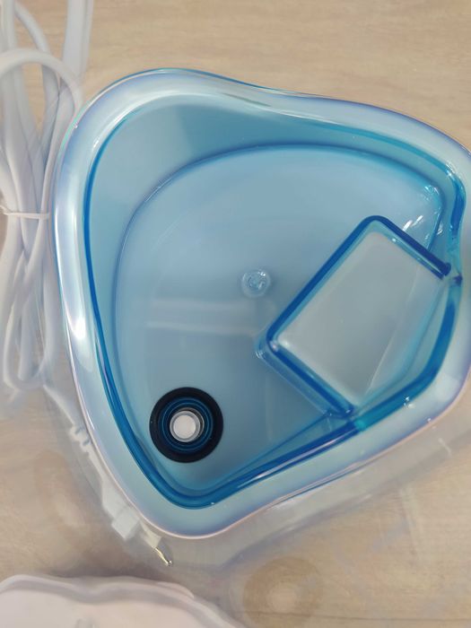 TUREWELL FC162 Elektryczny irygator do jamy ustnej OPIS