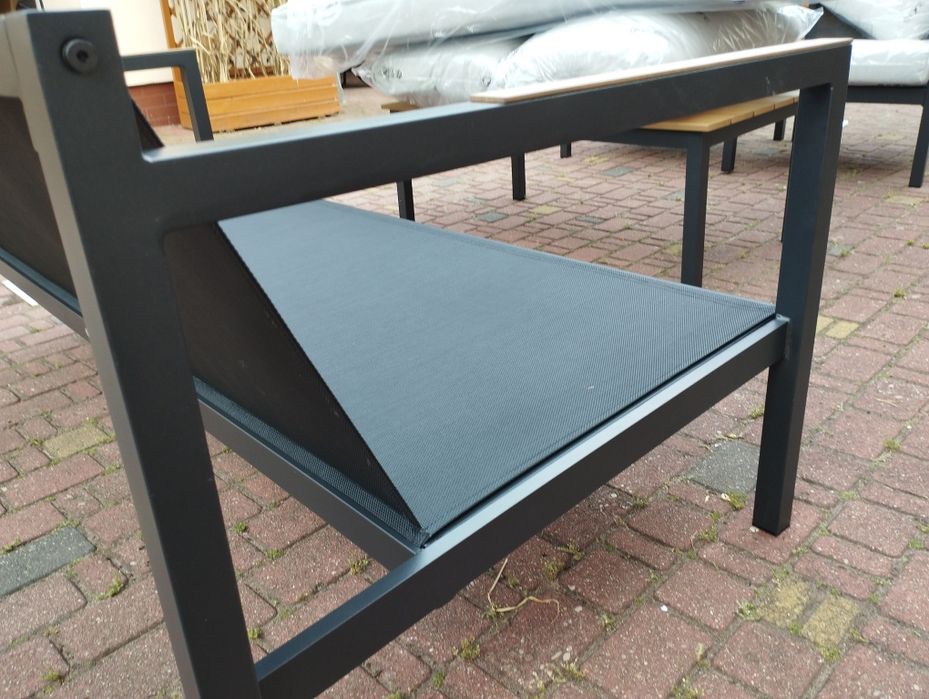 Meble ogrodowe Bejstrup Jysk sofa, dwa fotele stolik.