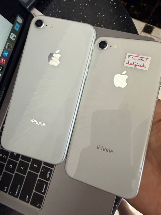 Лот iphone 8 на запчасти