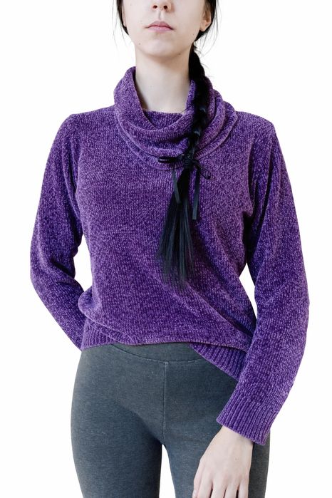 Fioletowy sweter szenilowy