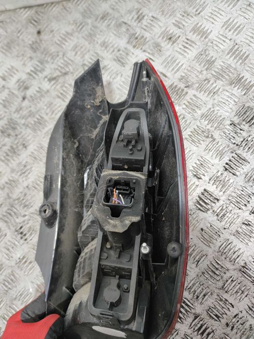Renault Scenic II Lampa Lewy Tył Lewa Tylna