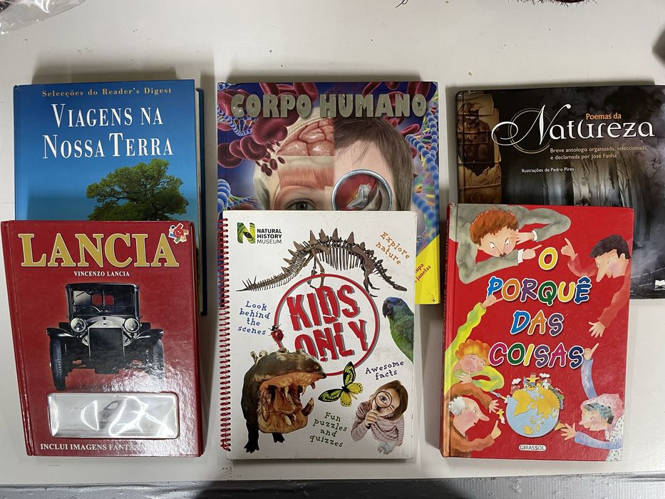 Vendo livros educaticos, atlas e enciclopédias