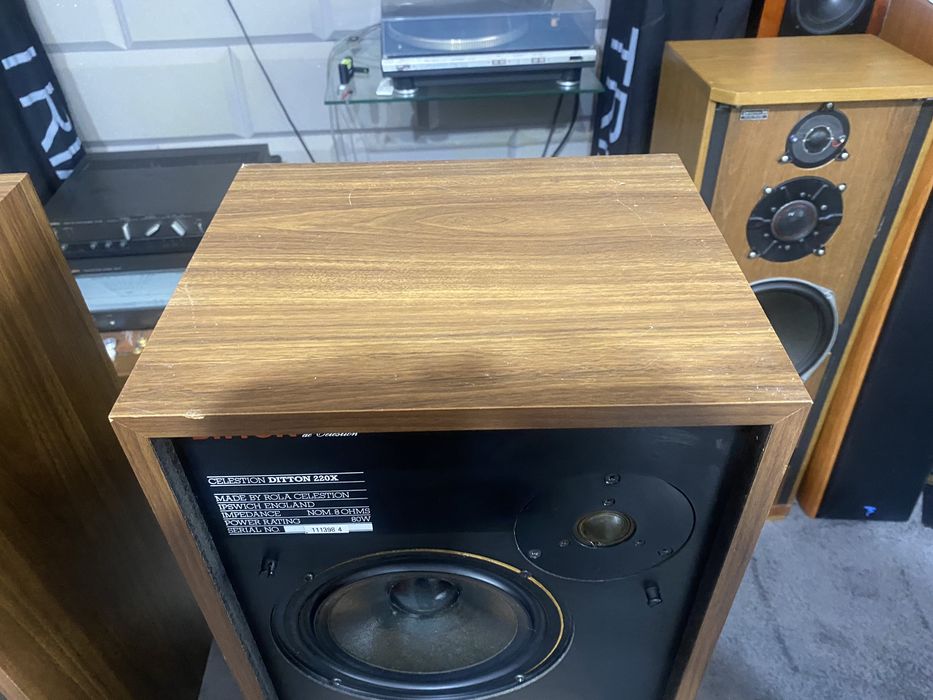 Celestion Ditton 220x