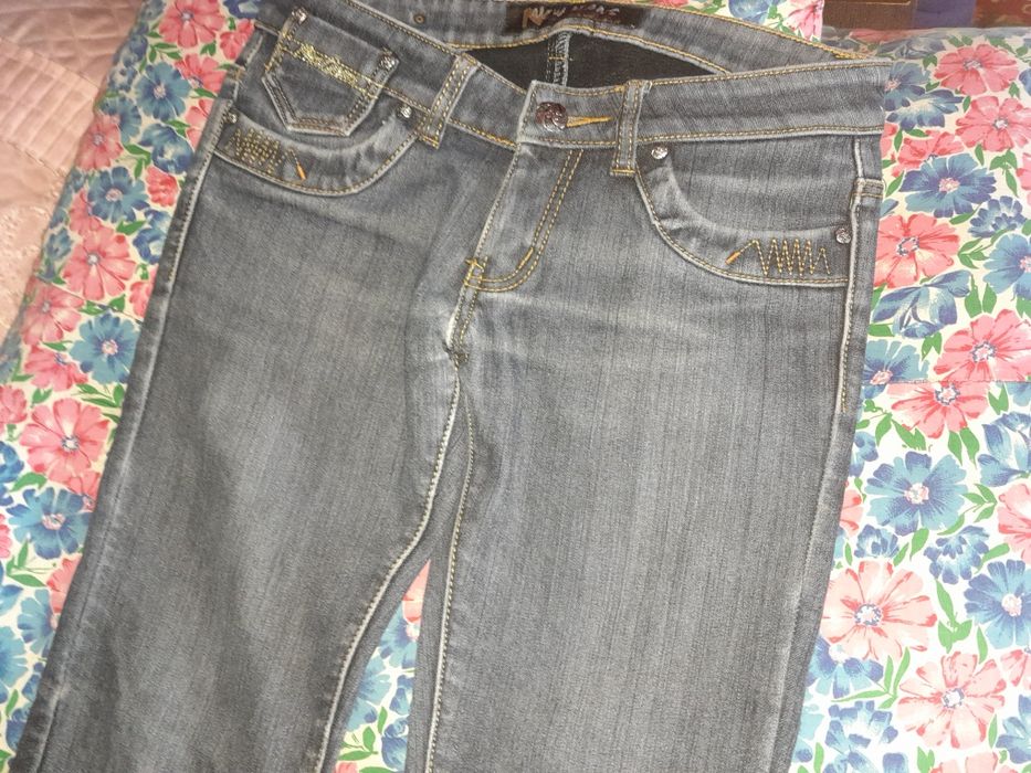 Чоловічі джинси н