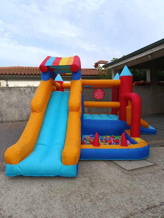 Insufláveis, decoração de festas, matraquilhos