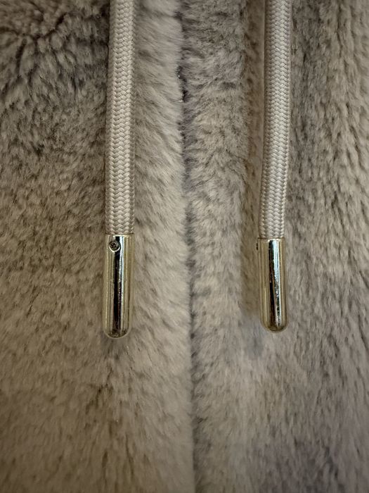 Шубка Zara , не носилась . Розмір xs .