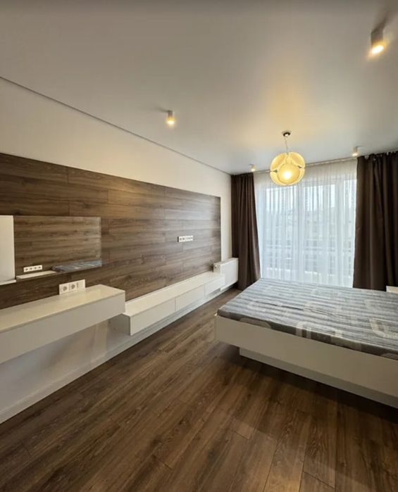 Продаж 2 поверхового будинку з гаражем і ділянкою на 2.3 сотки, 151 кв. м, Байківці