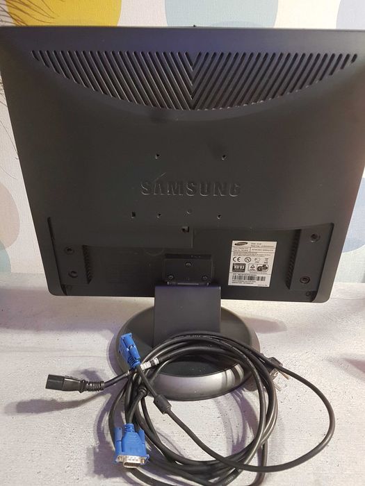 Монитор 19 дюймов Samsung 931BF