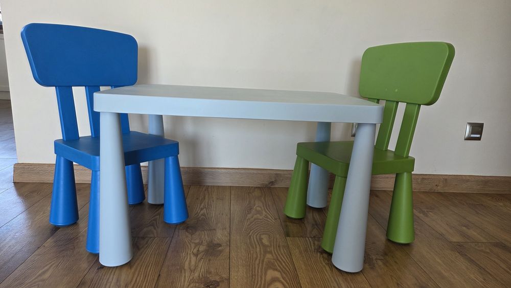 Stolik i 2 krzesła IKEA Mammut mamut