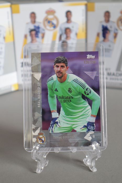 Thibaut Courtois Paralel Card /250 Team Set Real Madrid Topps 25/26