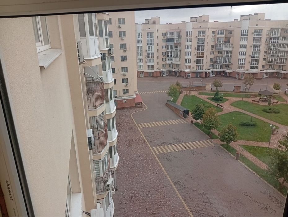 Продаю квартиру заводський район