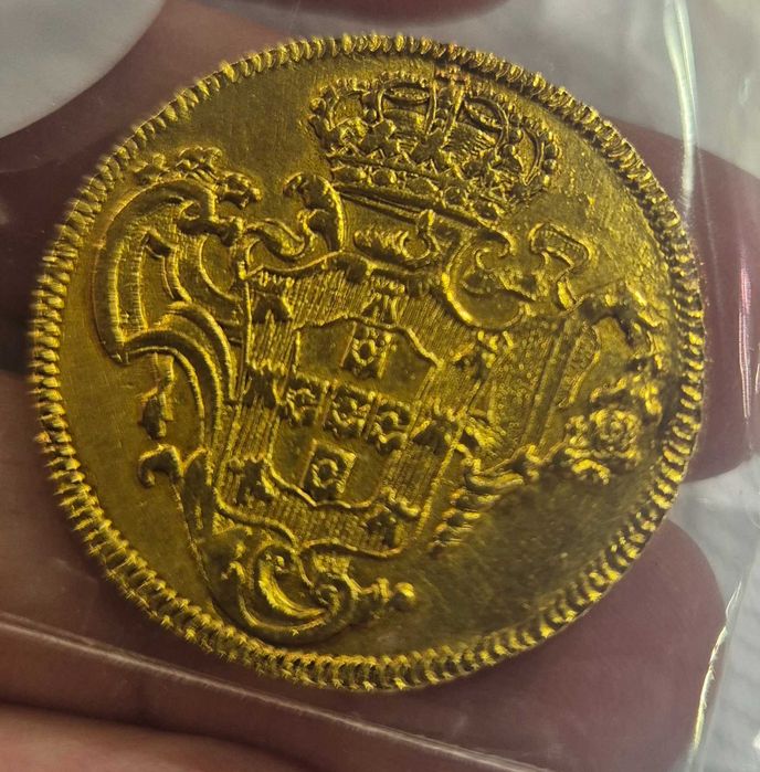 Moeda ouro D. José I- 6.400 réis (Baia)