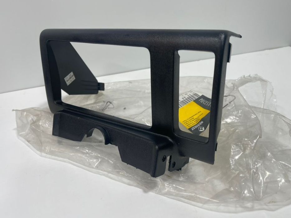 Resguardo Novo Painel Instrumentos Renault 4L 7700706218