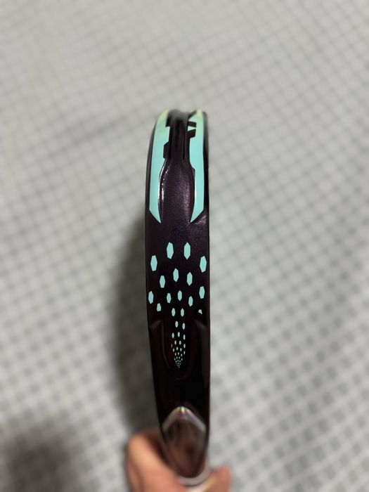 Adidas arrow hit hexagon