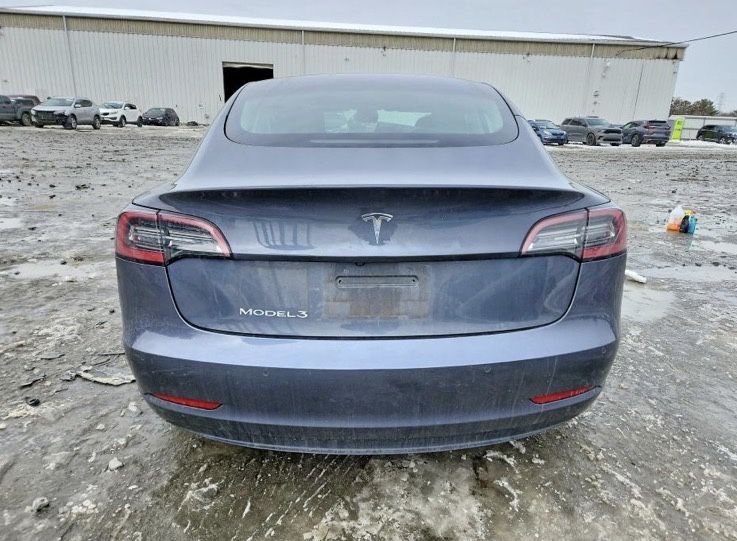 Оренда з можливістю викупу Tesla model 3 2021 рік
