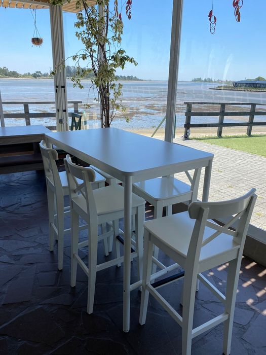 Mesas altas com cadeiras ikea